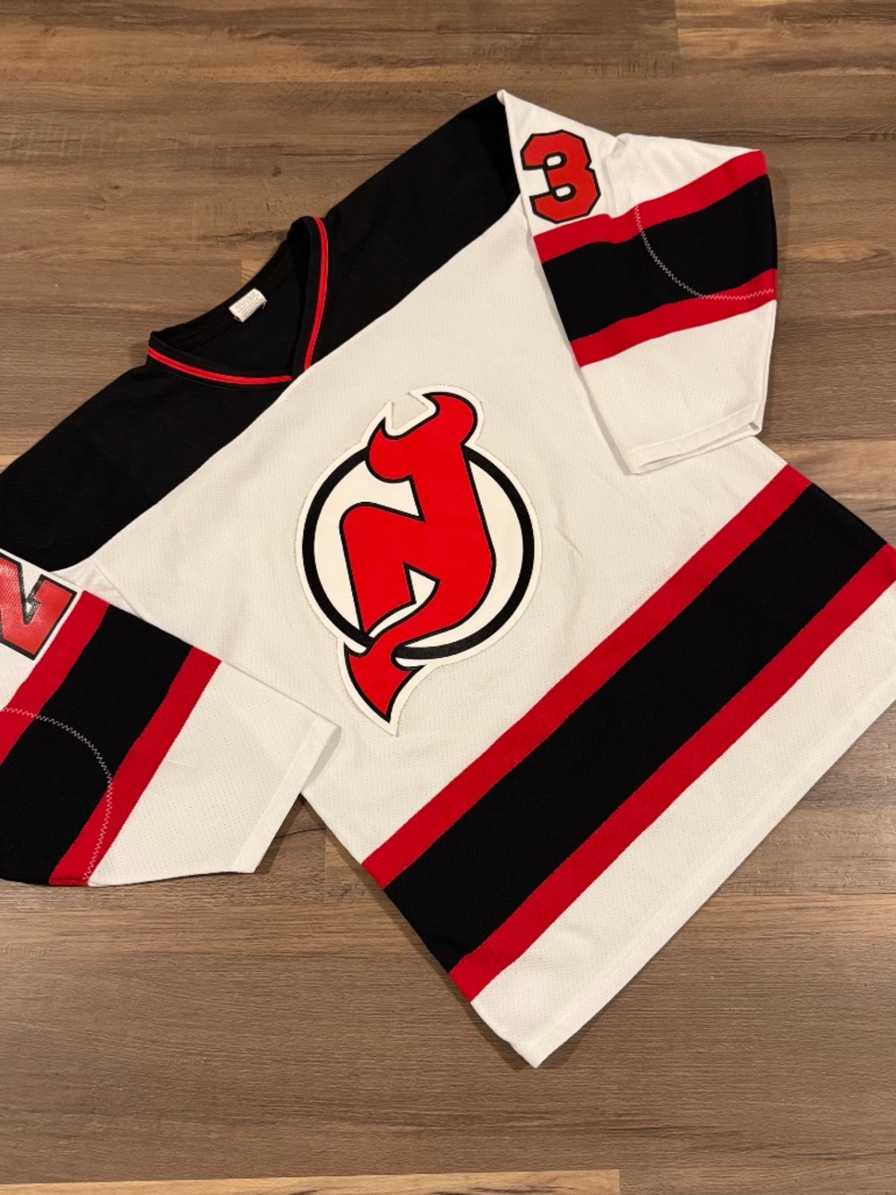 Athletic Knit New Jersey Devils NHL Hockey Jersey Men's M Medium - Picture 2 of 8